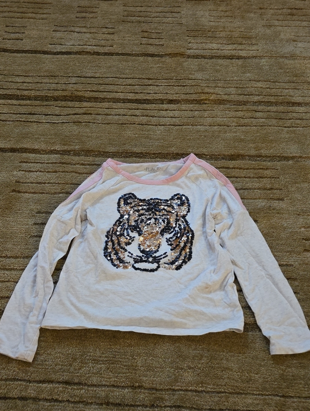 5/25 The Children's Place White Long-Sleeve Tee  Sequin Tiger  Size 7/8